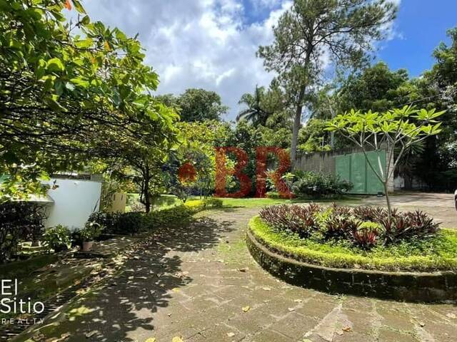 #32 - Casa para Alquiler en Managua - Managua - 2