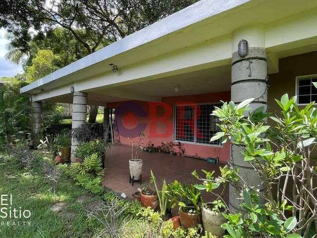 #32 - Casa para Alquiler en Managua - Managua - 1